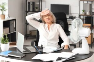 Managing Hot Flashes Naturally | Women’s Health Guide