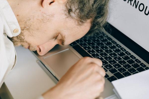 sleep deprivation symptoms